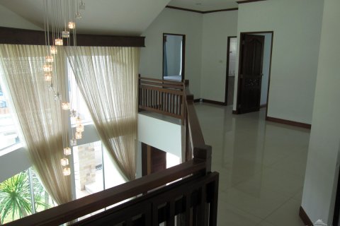 House in Pattaya, Thailand 3 bedrooms № 23256 - photo 20