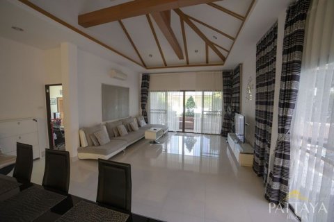 House in Pattaya, Thailand 3 bedrooms № 21306 - photo 25