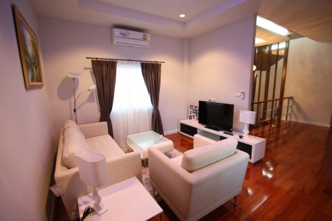 House in Pattaya, Thailand 5 bedrooms № 22396 - photo 13