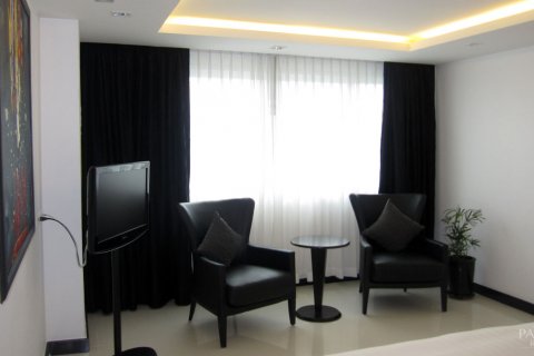 Condo in Pattaya, Thailand, 3 bedrooms  № 22947 - photo 16