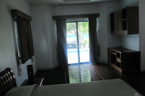 House in Pattaya, Thailand 6 bedrooms № 22952 - photo 17