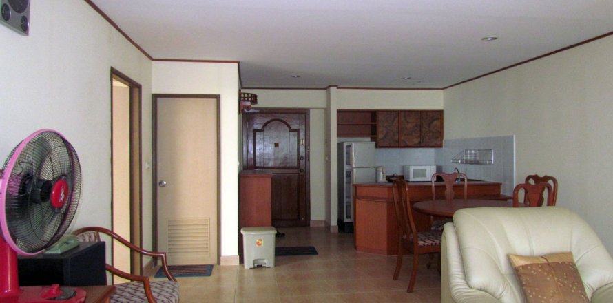 Condo on Jomtien Beach, Pattaya, Thailand, 2 bedrooms  № 22789