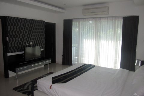 House in Pattaya, Thailand 4 bedrooms № 22599 - photo 18