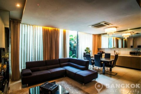 Townhouse in Bangkok, Thailand 4 bedrooms № 19499 - photo 8