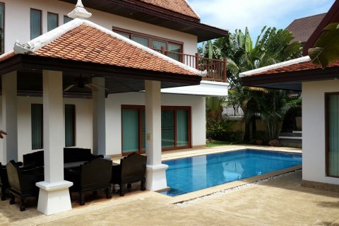 House in Pattaya, Thailand 5 bedrooms № 23427 - photo 1