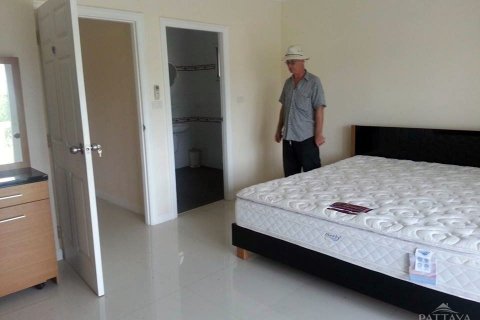 House in Pattaya, Thailand 8 bedrooms № 24024 - photo 15