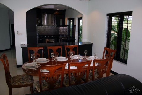 House in Pattaya, Thailand 3 bedrooms № 22839 - photo 2