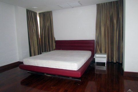 Condo in Pattaya, Thailand, 2 bedrooms  № 24184 - photo 7