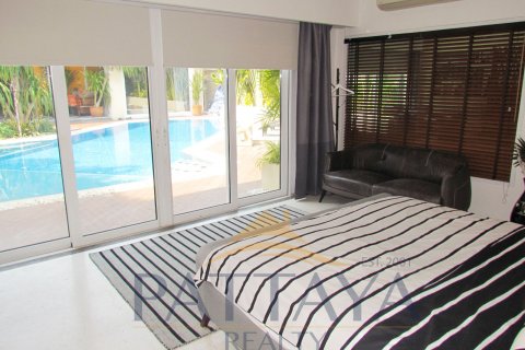 House in Pattaya, Thailand 4 bedrooms № 20876 - photo 21