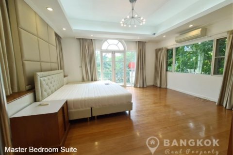 House in Samut Prakan, Thailand 4 bedrooms № 19448 - photo 11