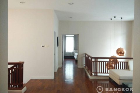 House in Bangkok, Thailand 4 bedrooms № 19469 - photo 7