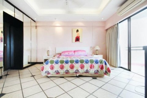 Condo in Pattaya, Thailand, 1 bedroom  № 22056 - photo 5
