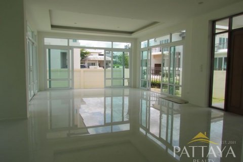 House in Pattaya, Thailand 4 bedrooms № 21101 - photo 5