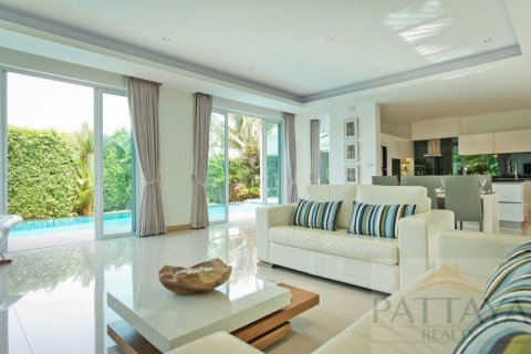 House in Pattaya, Thailand 3 bedrooms № 21156 - photo 26