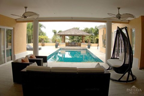 House in Pattaya, Thailand 5 bedrooms № 23316 - photo 6