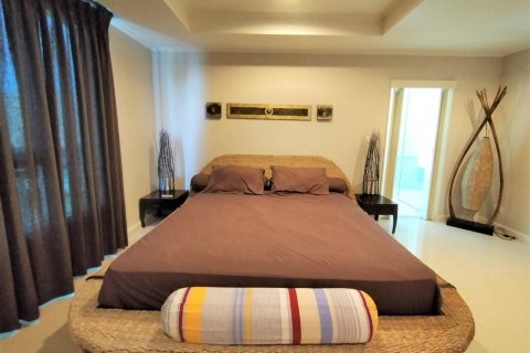 Condo in Pattaya, Thailand, 1 bedroom  № 21871 - photo 12