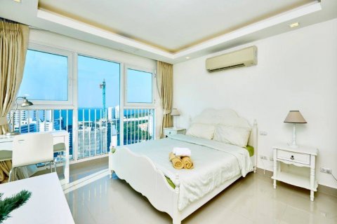 Condo in Pattaya, Thailand, 3 bedrooms  № 21623 - photo 1