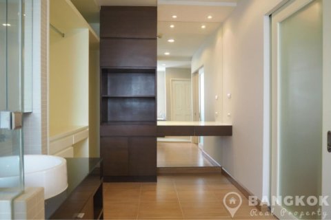 Penthouse in Bangkok, Thailand 3 bedrooms № 19440 - photo 27