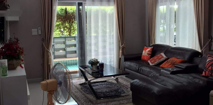 House in Pattaya, Thailand 4 bedrooms № 22348