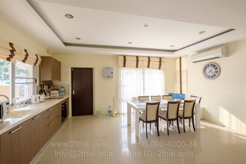 House in Pattaya, Thailand 4 bedrooms № 22216 - photo 8