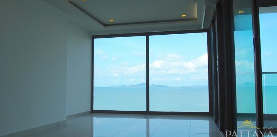 Condo in Pattaya, Thailand, 2 bedrooms in Wong Amat Tower  № 21696