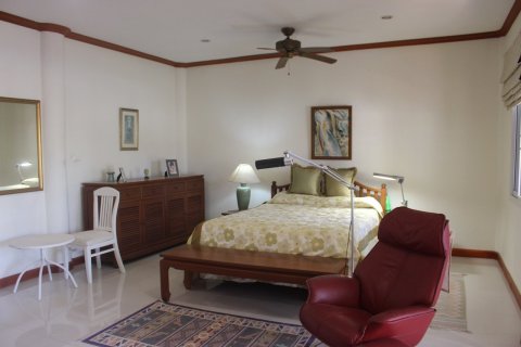 House in Bang Tao, Thailand 4 bedrooms № 3775 - photo 4