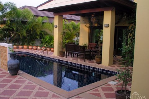 House in Pattaya, Thailand 4 bedrooms № 24381 - photo 18