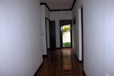 House in Pattaya, Thailand 3 bedrooms № 22754 - photo 10