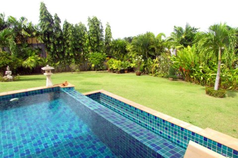 House in Pattaya, Thailand 4 bedrooms № 20738 - photo 22