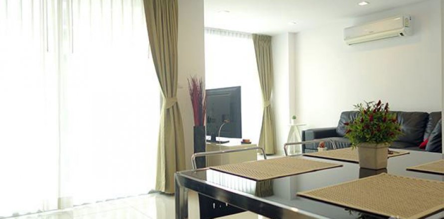 Condo in Pattaya, Thailand, 3 bedrooms  № 20137