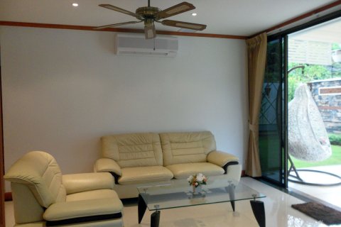 House in Pattaya, Thailand 3 bedrooms № 23006 - photo 23