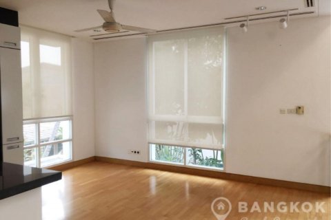 House in Bangkok, Thailand 4 bedrooms № 19479 - photo 9