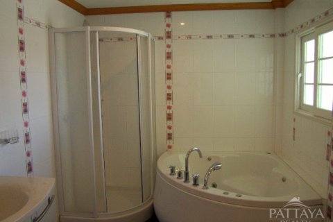 House in Pattaya, Thailand 3 bedrooms № 23738 - photo 13