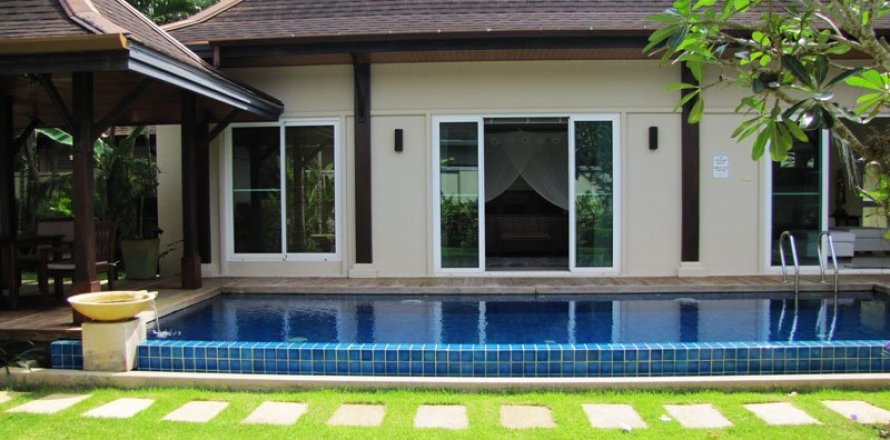 House in Bang Tao, Thailand 4 bedrooms № 3200