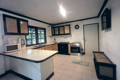 House in Pattaya, Thailand 4 bedrooms № 26065 - photo 16