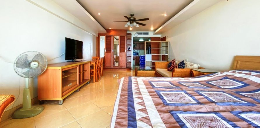 Studio in the Condo in Pattaya, Thailand in Metro Jomtien Condotel  № 25383