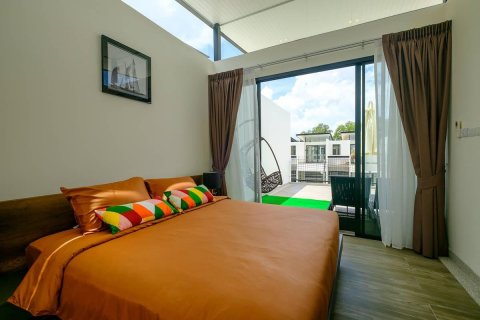 Townhouse in Bang Tao, Thailand 3 bedrooms № 3701 - photo 19