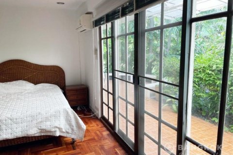 House in Bangkok, Thailand 4 bedrooms № 19490 - photo 4