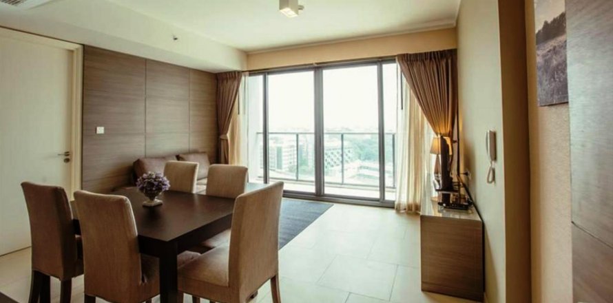 Condo in Pattaya, Thailand, 3 bedrooms in Zire Wongamat  № 25401