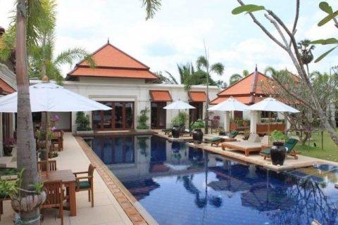 House in Bang Tao, Thailand 5 bedrooms № 3191 - photo 1