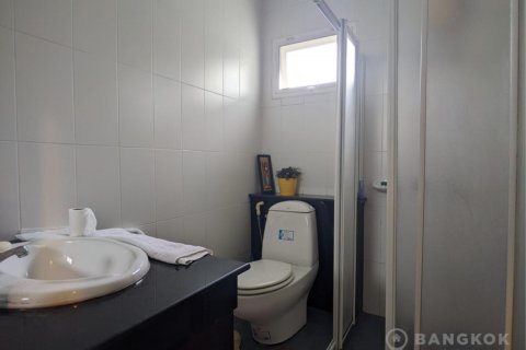 House in Bang Kaeo, Thailand 3 bedrooms № 25439 - photo 15