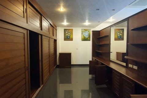 House in Kathu, Thailand 4 bedrooms № 3718 - photo 7