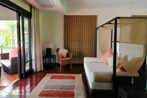 House in Bang Tao, Thailand 4 bedrooms № 3726 - photo 14