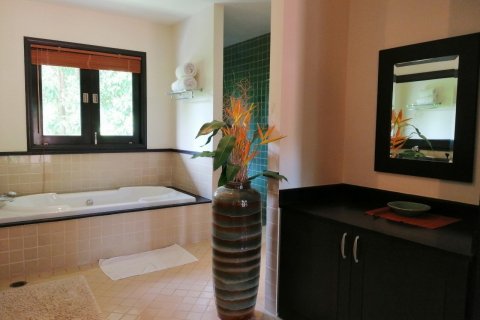House in Bang Tao, Thailand 4 bedrooms № 3725 - photo 16
