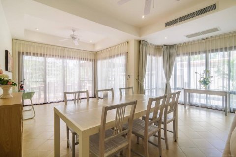 House in Bang Tao, Thailand 4 bedrooms № 3315 - photo 13