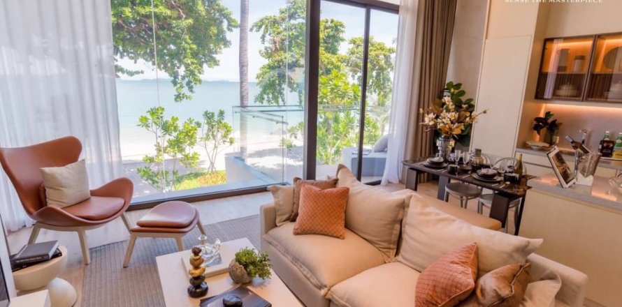 Condo in Pattaya, Thailand, 2 bedrooms in Arom Wongamat  № 6296