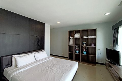 Condo in Pattaya, Thailand, 2 bedrooms  № 25764 - photo 23