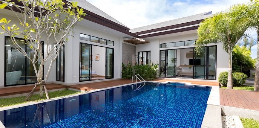 House in Bang Tao, Thailand 3 bedrooms № 3365
