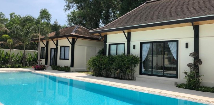 House in Bang Tao, Thailand 4 bedrooms № 3368
