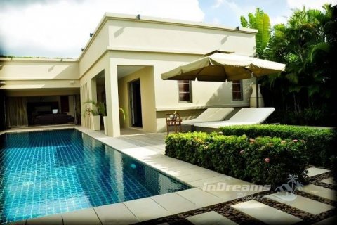 House in Bang Tao, Thailand 4 bedrooms № 3606 - photo 1